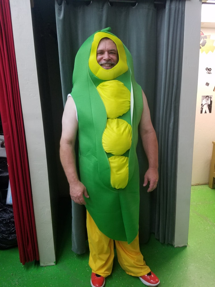 Picture of our pea pod costume